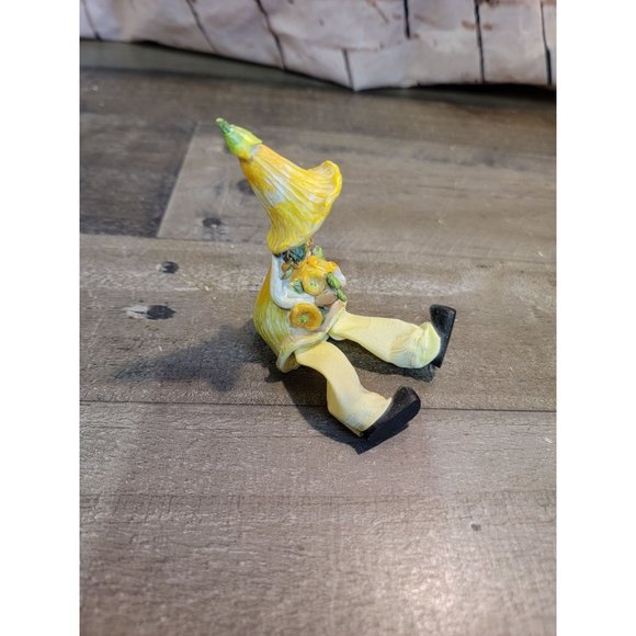 Yellow tulip feet hanging spring flower decor Easter - Picture 4 of 5